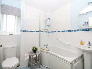 Cottage | Bathroom