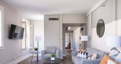 Modern Gaslamp Suite | Walk to Petco & Convention