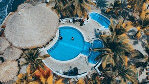 2 Außenpools