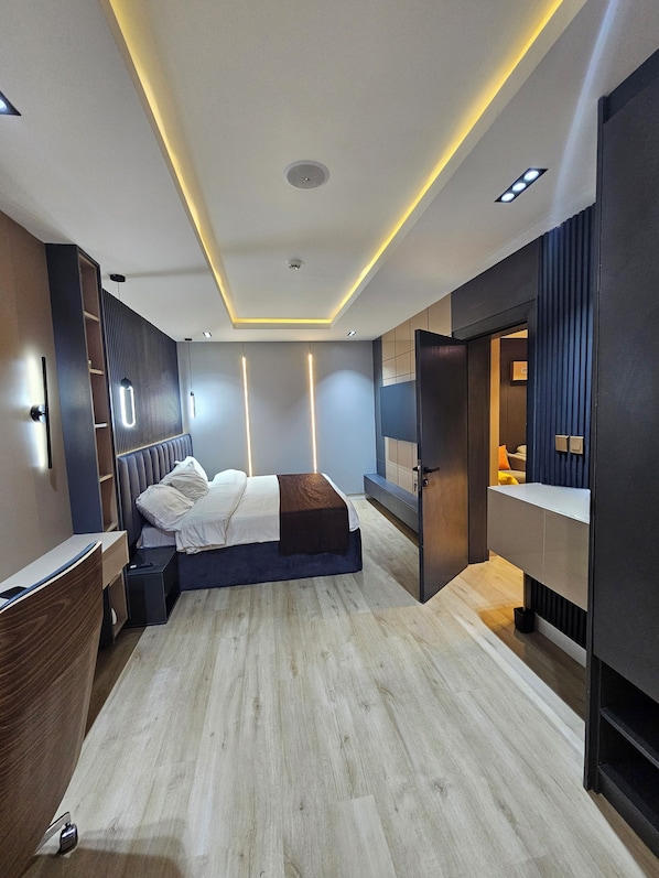 Luxury Apartment, 1 Bedroom, Non Smoking, City View | Kalis bunyi, Wi-fi percuma