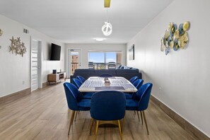 Interior - The Magic View at Saida Towers (South Padre Island)