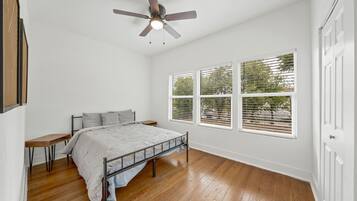 3 chambres, fer et planche Ă repasser, accĂšs Internet