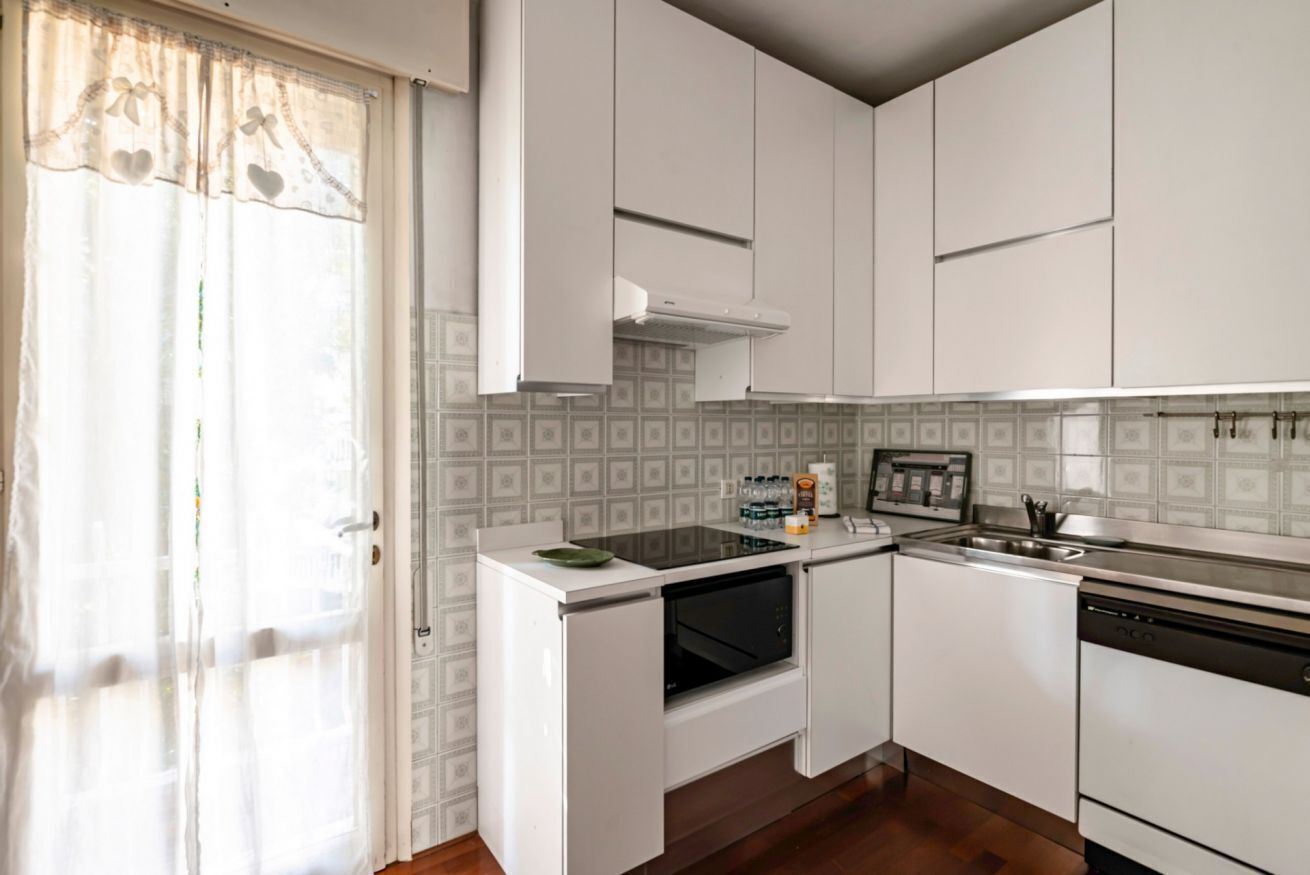 Fridge, microwave, toaster