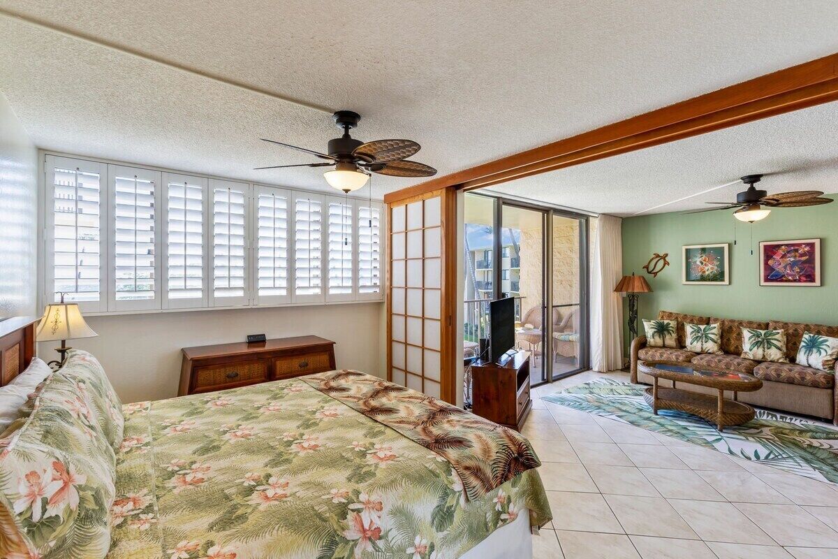 2 bedrooms, iron/ironing board, internet, bed sheets