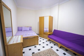 3 bedrooms, free WiFi, bed sheets