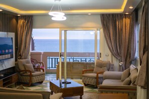 Téléviseur connecté, foyer