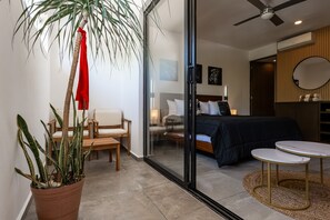 2 chambres, fer et planche Ă repasser, accĂšs Ă Internet, literie fournie