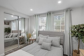 4 chambres, fer et planche Ă repasser, Wi-Fi, literie fournie