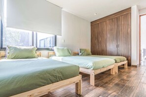 4 dormitorios, tabla de planchar con plancha, wifi y ropa de cama