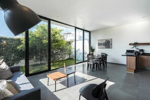 Fernseher, Arbeitsbereiche