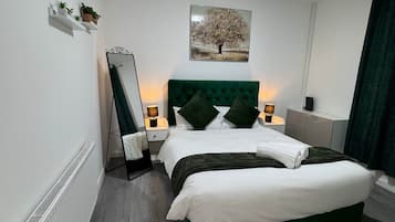 4 Schlafzimmer, Bügeleisen/Bügelbrett, WLAN, Bettwäsche