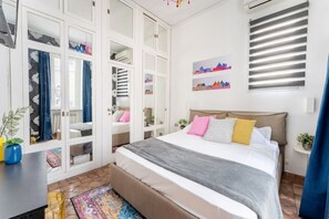 2 bedrooms, iron/ironing board - Pantheon Art Gallery, the Heart of Roman History (Rome)