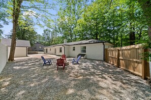 Terrace/patio - Bertin's Place Summar (Clarksville)