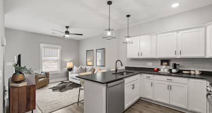 111 Hickory Grove Blvd Unit #B5