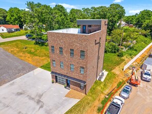 Exterior - The Spot 281 Liberty Pkwy (Clarksville)