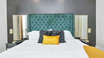 3 bedrooms, iron/ironing board, internet, bed sheets