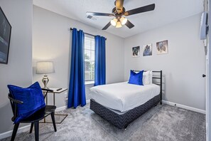 4 bedrooms, WiFi, bed sheets