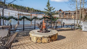 Outdoor dining - Ski-in/Ski-Out Retreat | Crystal Peak Lodge #7407 (Breckenridge)