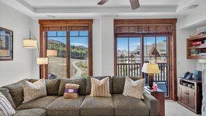 Téléviseur connecté, foyer