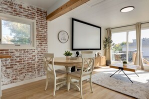 Dining - Ramsay Retreat Spa Vibes, Hot Tub & Skyline Views (Calgary)