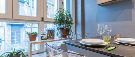 Apartment, 1 Double Bed, Pets allowed | Dining room