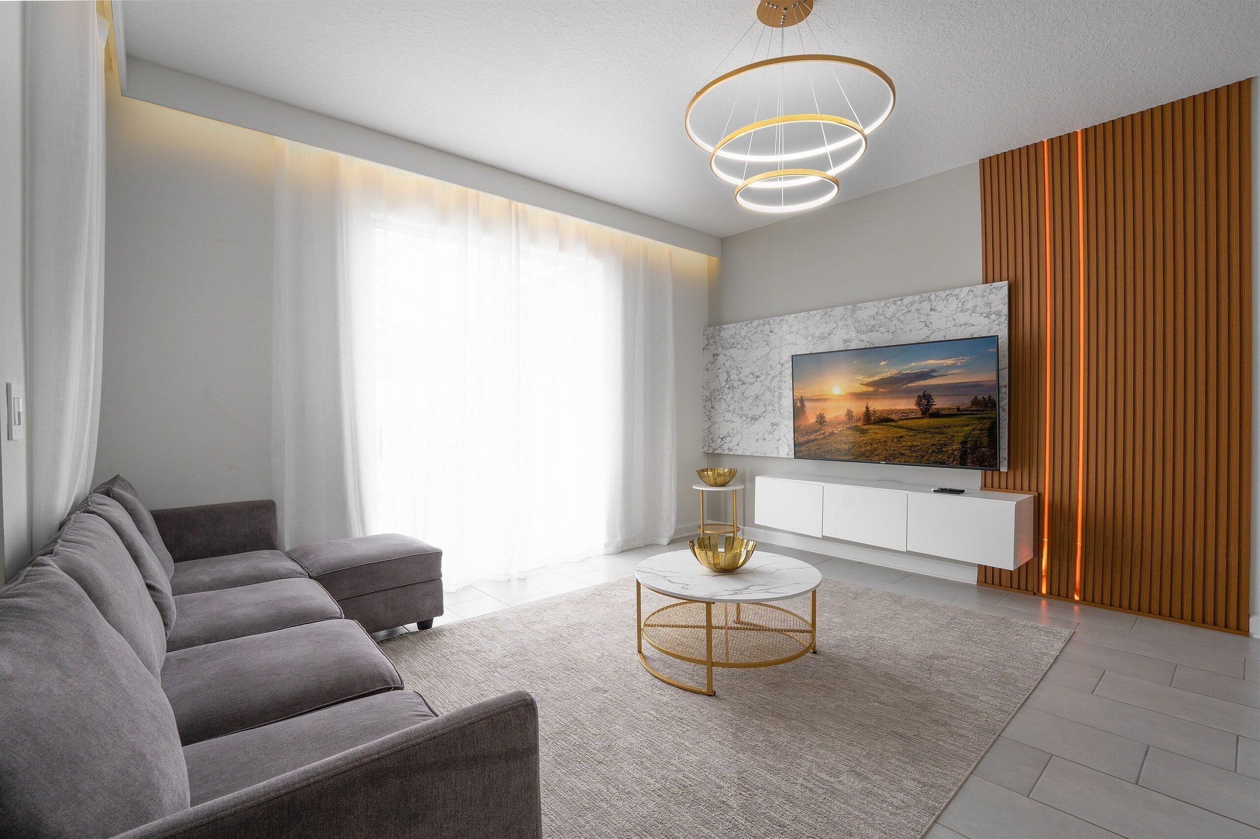 32-inch Smart TV with cable channels, Netflix, streaming services