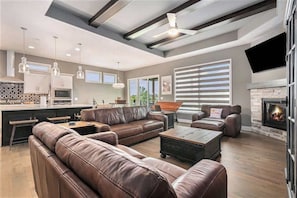 TV, offices