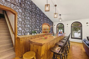 Bar (en la propiedad)