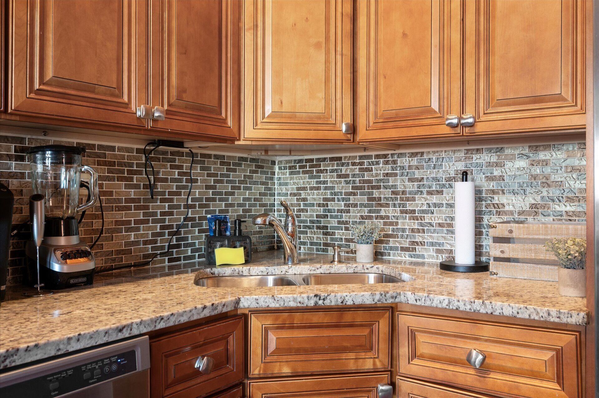 Mikrowelle, Ofen, Herdplatte, Geschirrspüler