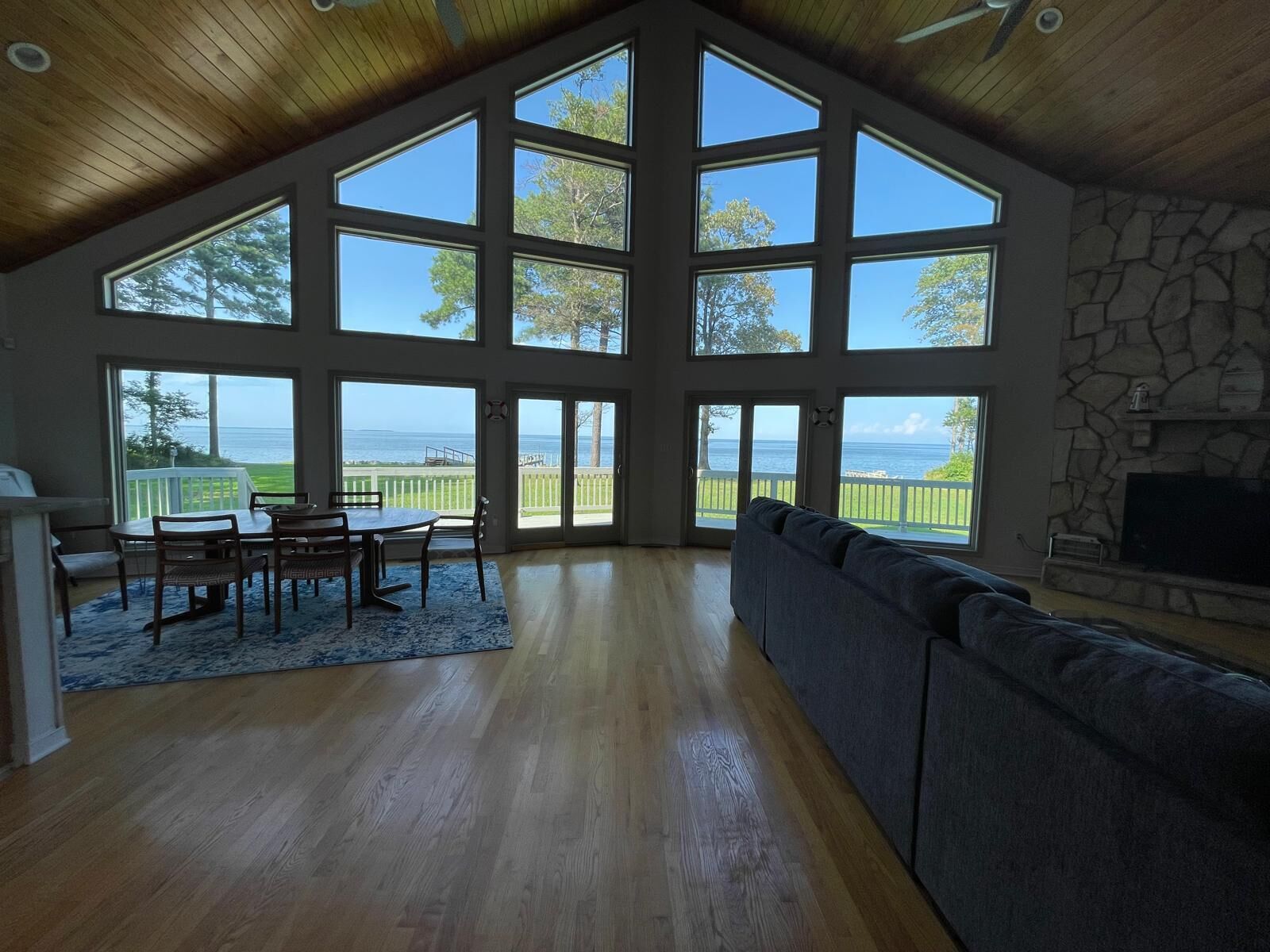 Smart-TV, Tischfußball