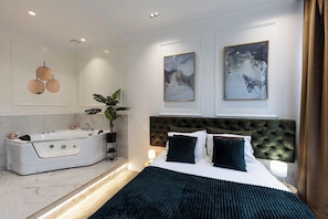 1 bedroom, iron/ironing board, Internet, bed sheets - Max Luxury Apartments - Central Jacuzzi in the historic center of Belgrade (Beograd)