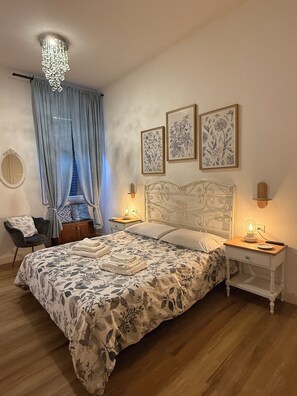 2 Schlafzimmer, Zimmersafe, Bügeleisen/Bügelbrett, Reisekinderbett