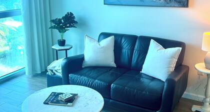 Clean and Elevated 1-bedroom full Apartment with amazing views and amenities!