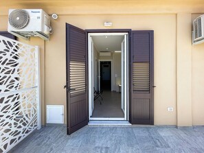 Double Room, City View | Terrace/patio