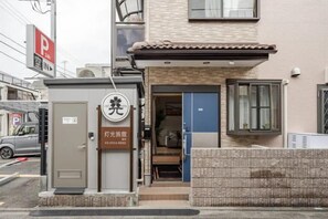 Unclassified image, 5 of 19, button - Lighthotel-takasago (Tokyo)