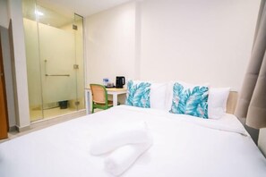 Room - Swing & Pillows - Times Square, Bukit Bintang (Kuala Lumpur)