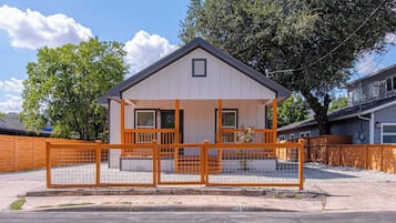 Majoituspaikan julkisivu