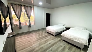 Room - GALAPAGOS DOVE (Puerto Ayora)