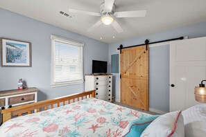 4 chambres, fer et planche à repasser, Wi-Fi, draps fournis