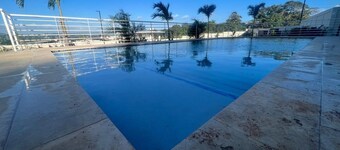 Chic Studio Retreat w/ King Bed, Fireplace + Pool