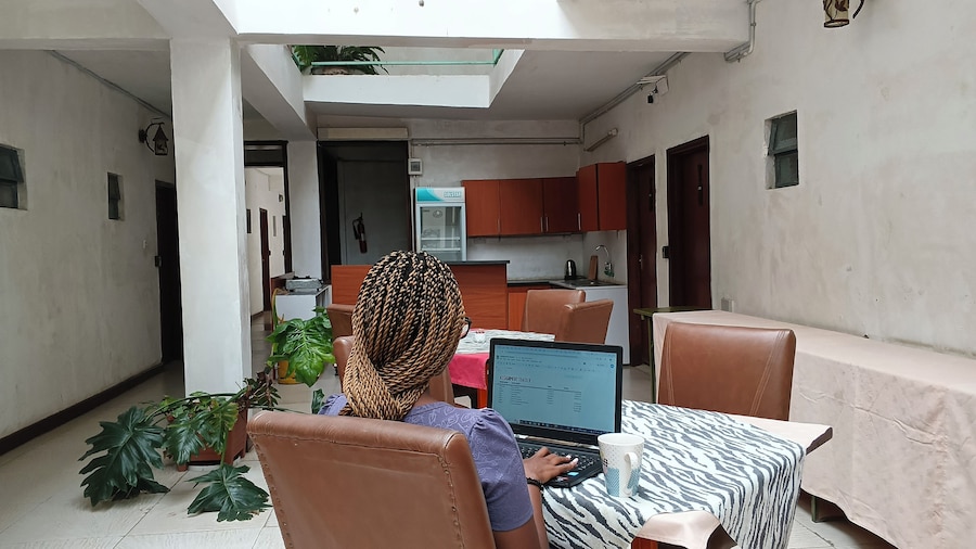 Sadili Oval B & B