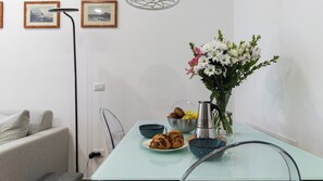 อพาร์ทเมนท์ (1 Bedroom) | บริเวณนั่งเล่น