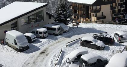 Les Ménuires, skis aux pieds