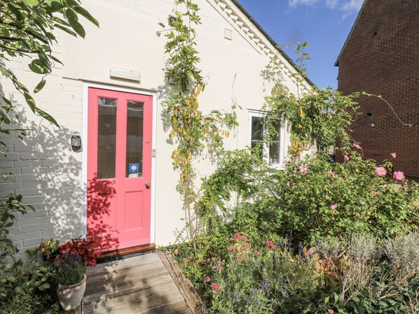 Exterior detail - Over Village Studio (Cambridge)