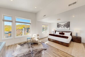 4 chambres, fer et planche à repasser, accès à Internet, literie fournie