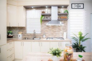 Family House, 3 Bedrooms | Private kitchen