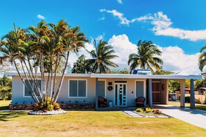 ด้านหน้าที่พัก