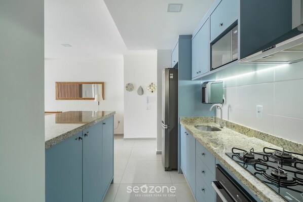 Basic Apartment | Private kitchen