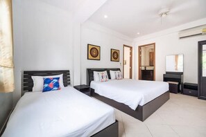 4 chambres, fer et planche à repasser, Wi-Fi, literie fournie