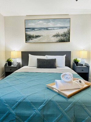 1 bedroom, desk, iron/ironing board, WiFi